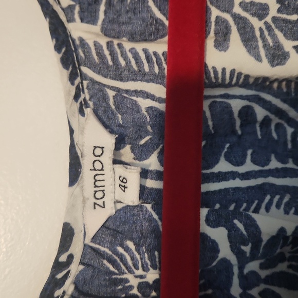 Womens 3/4 sleeve top - Picture 2 of 3